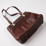 Elegant Grip Women's Carry Bag